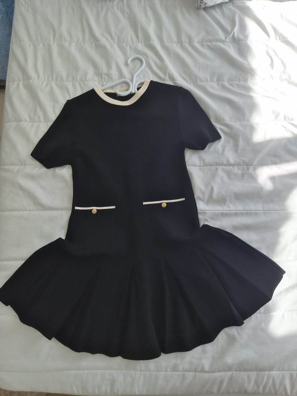 Zara Black Ribbed Top with Cream Trim - Picture 2 of 2
